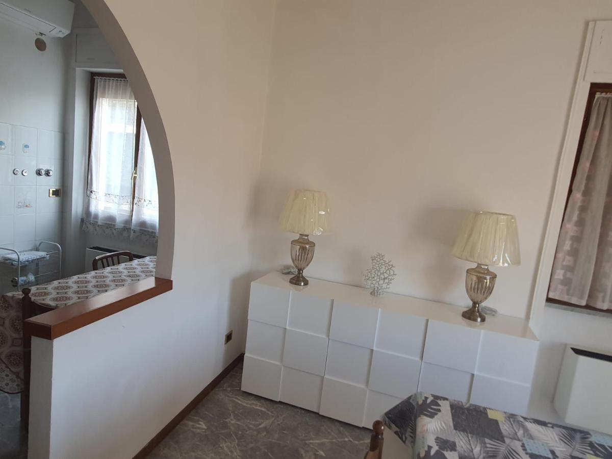Spazioso Appartamento In Centro Citta 圣贝内代托-德尔特龙托 外观 照片